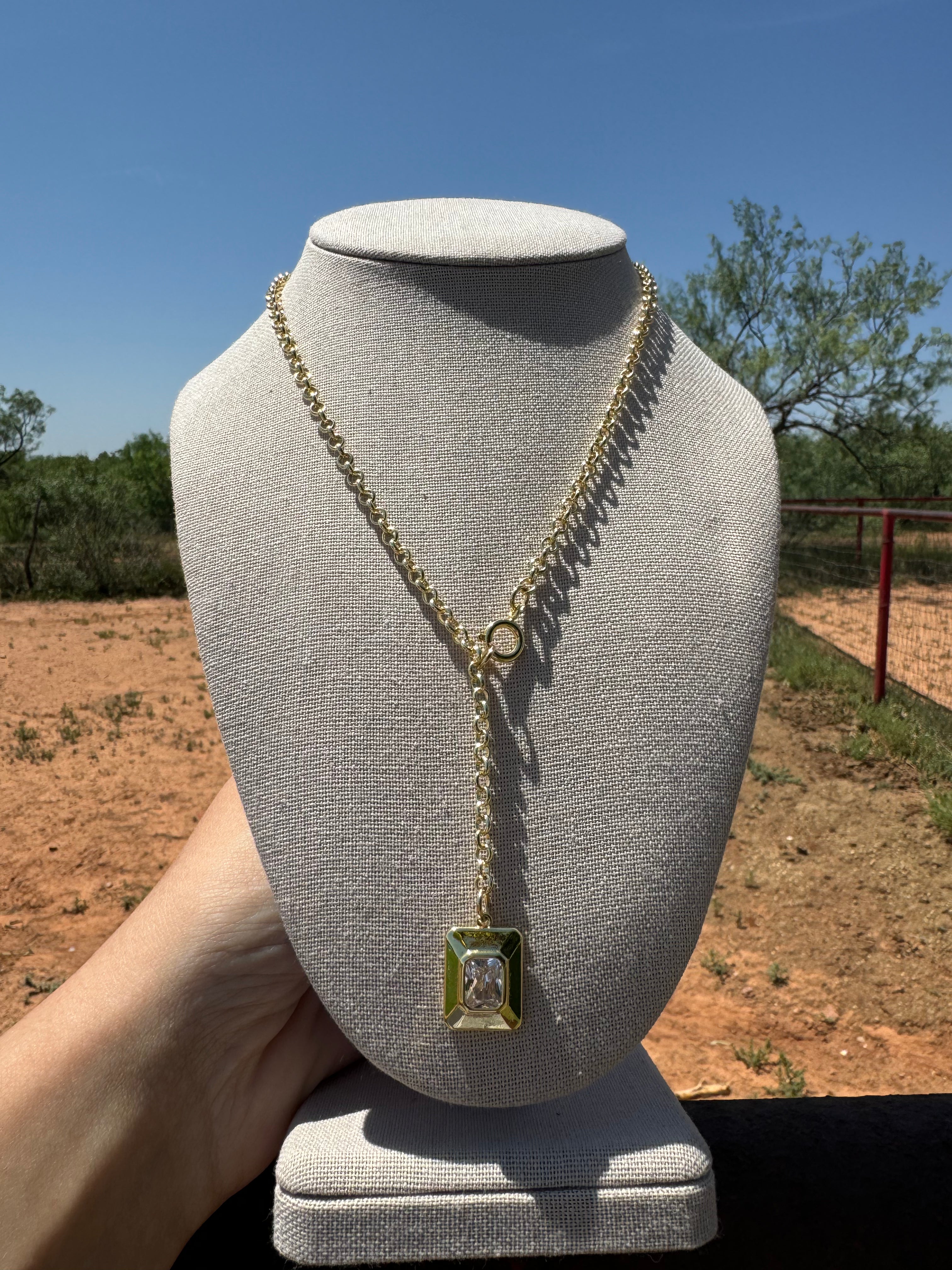 Diamond Lariat