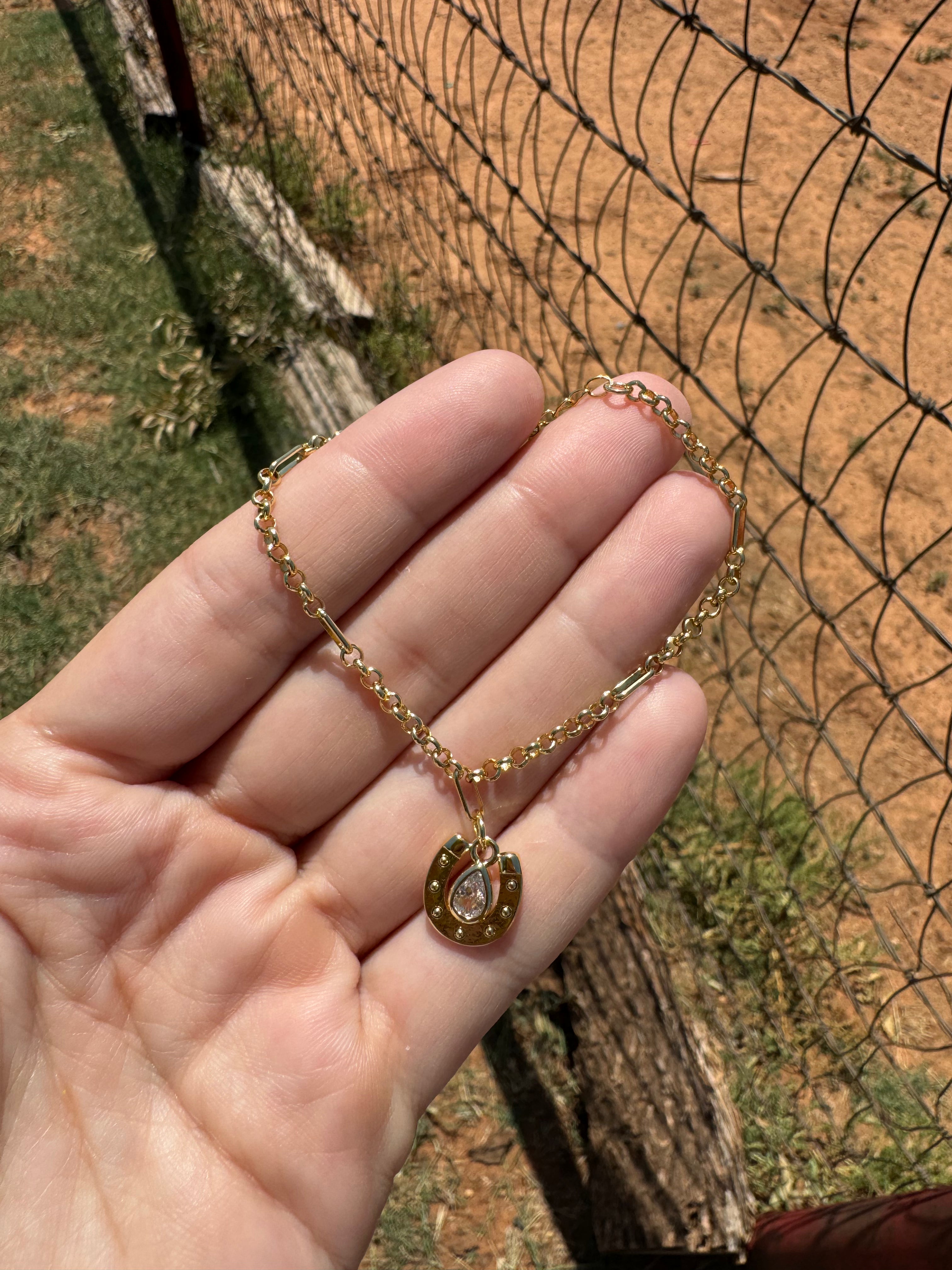 Dainty Horseshoe Bracelet