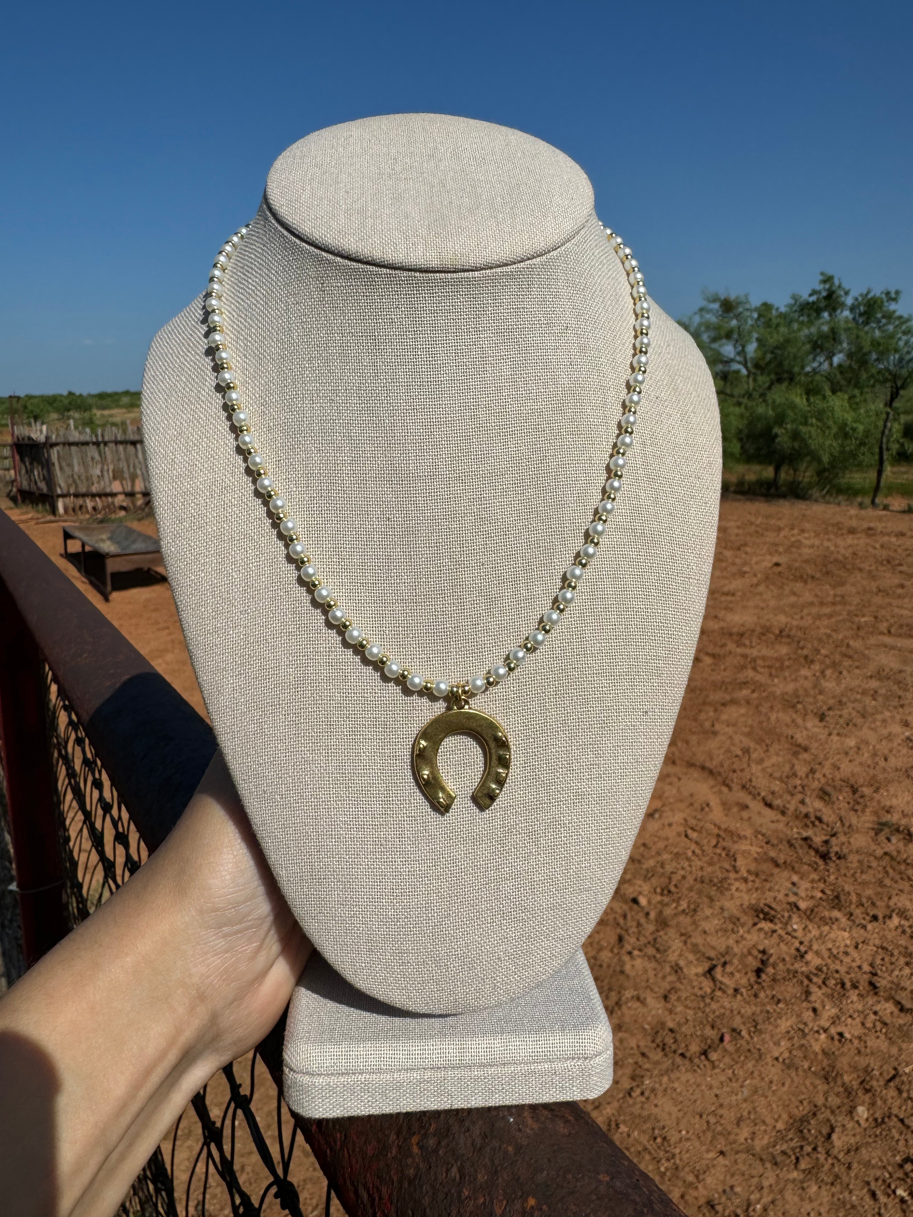 Gold + Pearl Horseshoe